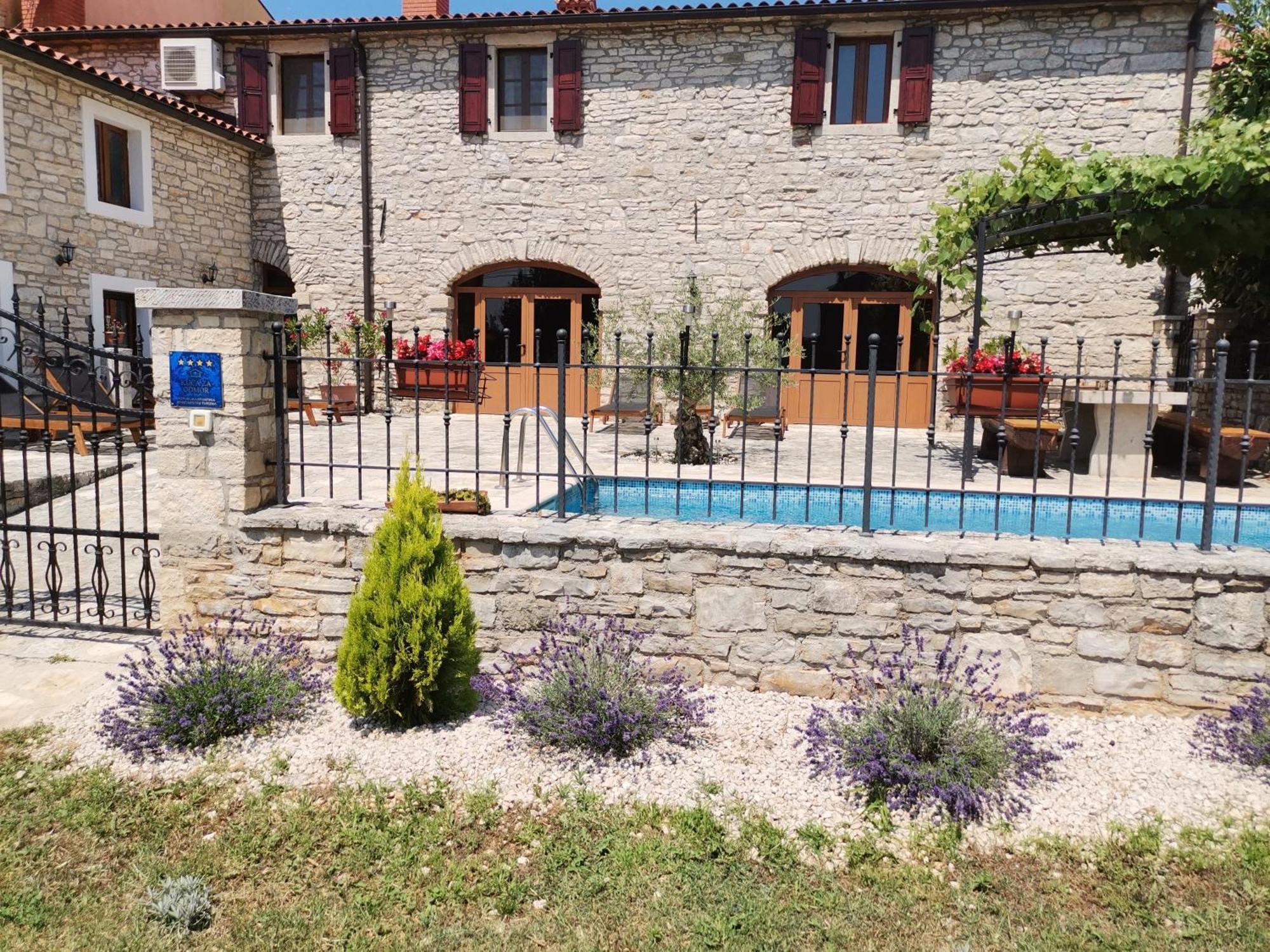 Villa Rustica Buje Zewnętrze zdjęcie