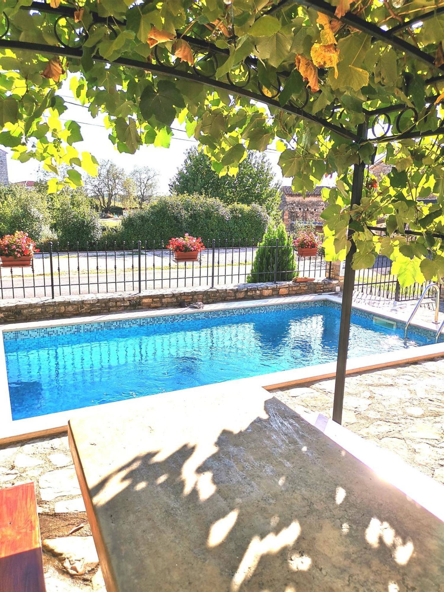 Villa Rustica Buje Zewnętrze zdjęcie
